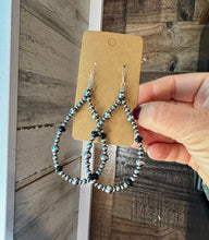 Load image into Gallery viewer, Sterling Silver Pearl & Black Onyx Teardrop Earrings