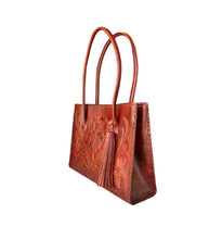 Load image into Gallery viewer, The Amy