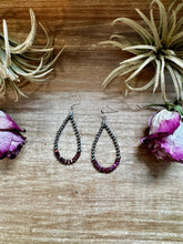 Load image into Gallery viewer, Purple Spiny Oyster Earrings – Sterling Silver Pearls