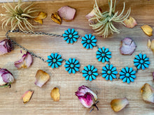 Load image into Gallery viewer, Sterling Silver Kingman Turquoise Flower Lariat Necklace – 25 Inch + 5½ Inch Drop – Native Made by A. Spencer – USA Made