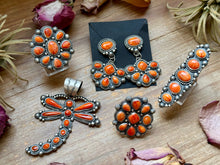 Load image into Gallery viewer, Sterling Silver Orange Spiny Oyster Mosaic Cluster Ring Size 7.5, Artist Shay Pfeiffer