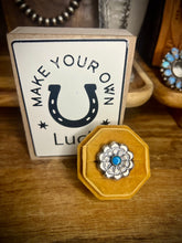 Load image into Gallery viewer, The Daisy Ring

