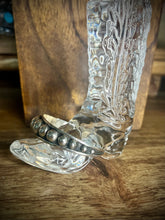 Load image into Gallery viewer, The Graduated Ball Cuff

