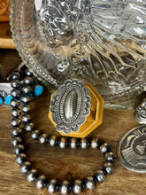 Load image into Gallery viewer, Tahe Concho Style Ring

