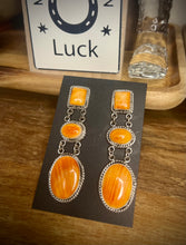 Load image into Gallery viewer, Spiny Oyster Three Stone Dangles

