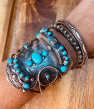 Load image into Gallery viewer, The Saddle Cuff
