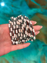 Load image into Gallery viewer, Pink Conch &amp; Sterling Silver Bracelet – 6 1/4"  – 3mm

