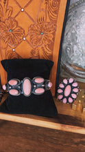 Load image into Gallery viewer, Pink Conch Statement Cuff
