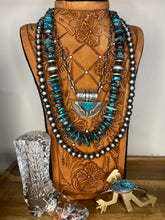 Load image into Gallery viewer, Johnny Dixon Chip Necklace
