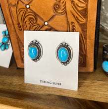 Load image into Gallery viewer, Kingman Earrings
