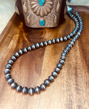 Load image into Gallery viewer, Chimney Butte 8MM Pearls
