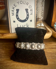 Load image into Gallery viewer, The Starburst Cuff
