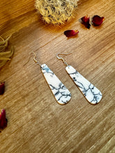 Load image into Gallery viewer, White block white tear drop earrings
