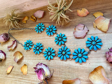 Load image into Gallery viewer, Sterling Silver Kingman Turquoise Flower Lariat Necklace – 25 Inch + 5½ Inch Drop – Native Made by A. Spencer – USA Made
