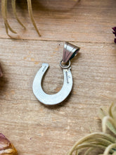 Load image into Gallery viewer, Sterling Silver Horseshoe Pendant with Pink Conch
