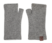 Load image into Gallery viewer, Back on Track ASH KNITTED WRIST GAITERS
