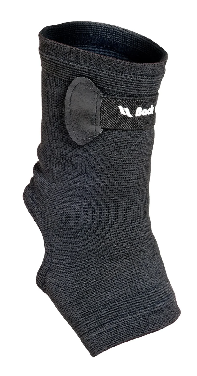 Back on Track THERAPEUTIC ANKLE BRACE WITH STRAP